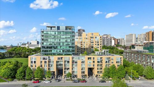 301-250 Lett St, Ottawa, ON, K1R0A8 | Card Image