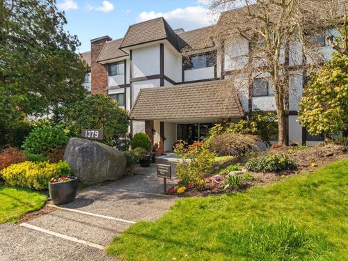 302-1379 Merklin St, White Rock, BC, V4B4C2 | Card Image