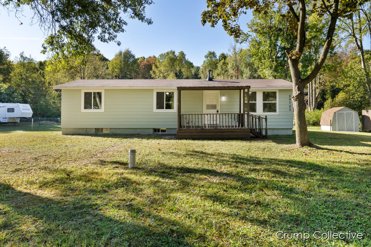 Jewells Dr, Lawton, MI 49065