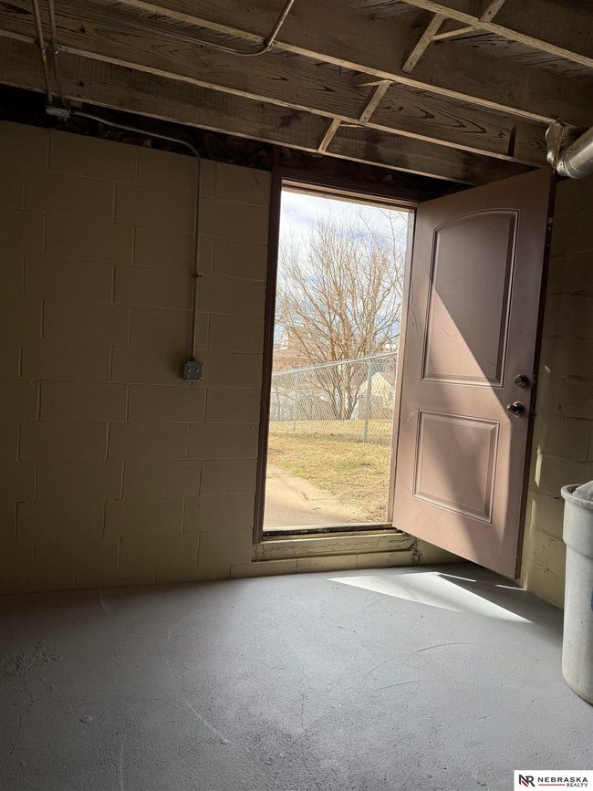 5906 N 34 Th St, House other with 3 bedrooms, 2 bathrooms and null parking in Omaha NE | Image 32