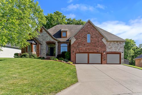 2431 E Southview St, Ozark, MO, 65721 | Card Image