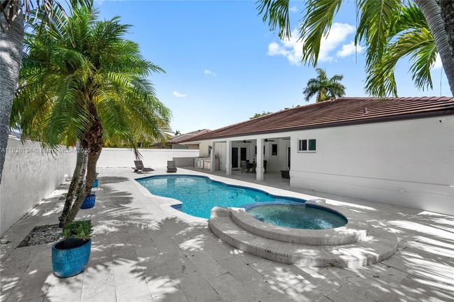 14288 Sw 21 St Ter, House other with 4 bedrooms, 4 bathrooms and null parking in Miami FL | Image 59