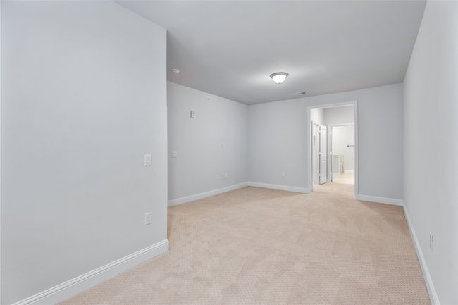 Primary Bedroom | Image 12