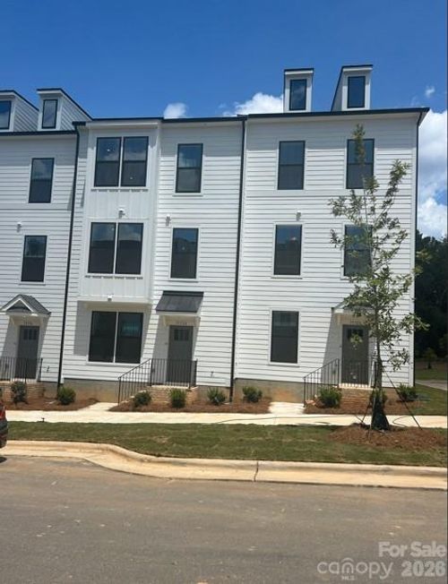 3023 Rozzelles Ferry Rd, Charlotte, NC, 28208-3238 | Card Image