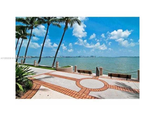 APT-1420 - 540 Brickell Key Dr, Condo with 1 bedrooms, 2 bathrooms and null parking in Miami FL | Image 15
