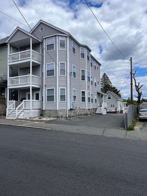 87-83-87 Howard St, Lawrence, MA, 01841-2306 | Card Image