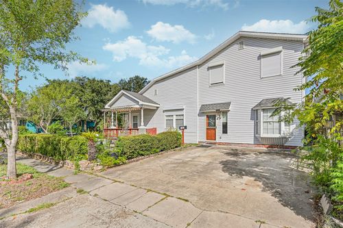 4928 Avenue P, Galveston, TX, 77551-4861 | Card Image