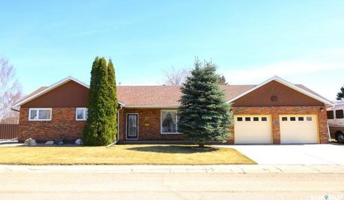 72 Mcburney Drive, Yorkton, SK, S3N0M6 | Card Image