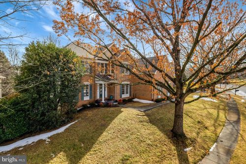 1295 Gatesmeadow Way, RESTON, VA, 20194-1445 | Card Image