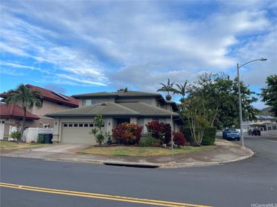 91-1496 Wahane Street, House other with 4 bedrooms, 2 bathrooms and 4 parking in Kapolei HI | Image 1