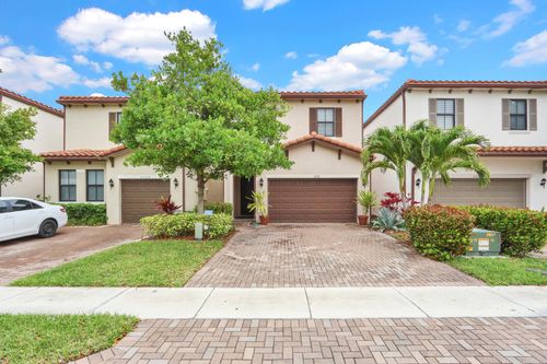 3010 King Palm Way, Riviera Beach, FL, 33410-1920 | Card Image