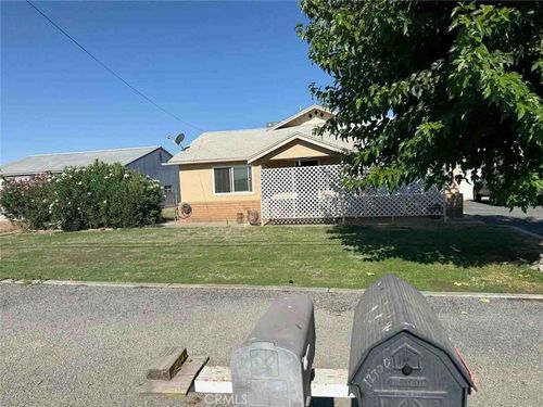 12720 10th Ave, Hanford, CA, 93230 | Card Image