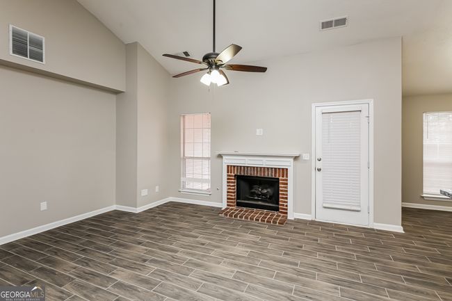 89 Flagman St, House other with 3 bedrooms, 2 bathrooms and null parking in Dawsonville GA | Image 5