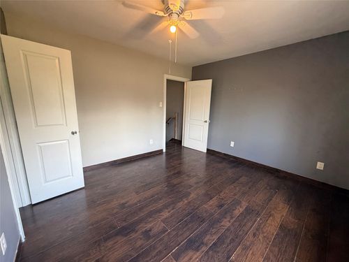 3-2013 Eubanks St, Houston, TX, 77093-8009 | Card Image
