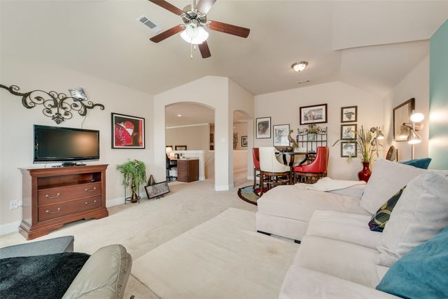 6709 Natures Way, House other with 4 bedrooms, 3 bathrooms and null parking in Dallas TX | Image 5