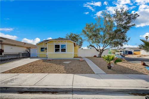 4419 Fairmont Cir, Las Vegas, NV, 89147-4601 | Card Image