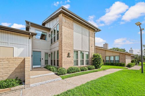 3006 Rustling Leaves Ln, Bedford, TX, 76021-4118 | Card Image