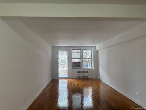 apt-3j-62-59 108th St, Forest Hills, NY, 11375-1313 | Card Image