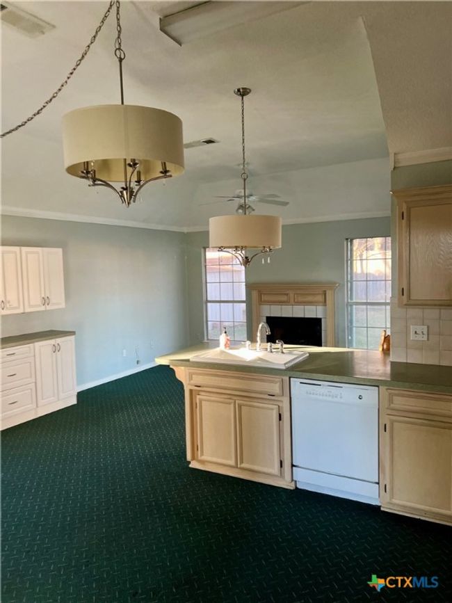 1515 Port Dr, House other with 3 bedrooms, 2 bathrooms and null parking in Harker Heights TX | Image 6