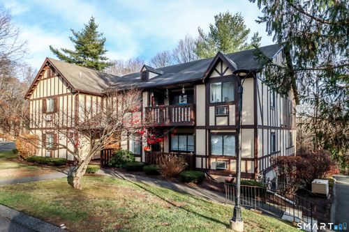 28-28 Rollingwood Dr, Brookfield, CT, 06804-2736 | Card Image