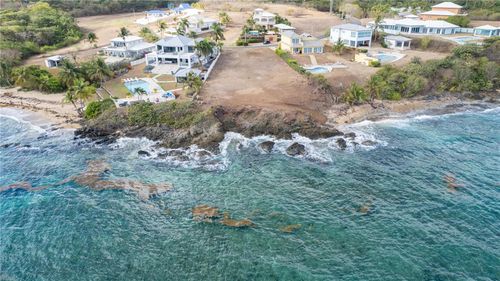 6 Beach Village, Vieques, PR, 00765 | Card Image