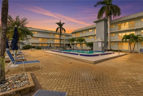 apt-213b-1100 8th Ave S, NAPLES, FL, 34102-6967 | Card Image