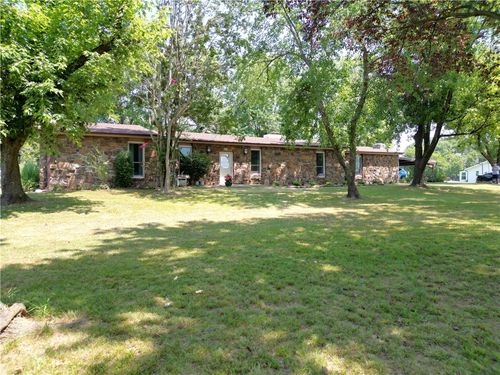 937 W Elm Blvd, Van Buren, AR, 72956-8554 | Card Image