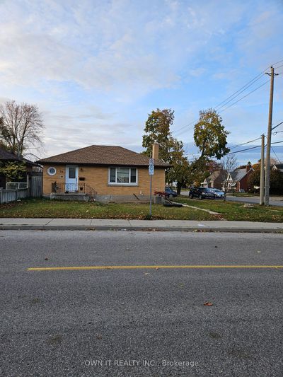 50 Jackson Ave, House other with 3 bedrooms, 2 bathrooms and 4 parking in Kitchener ON | Image 1