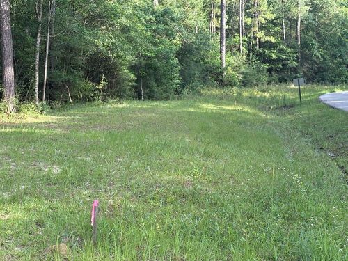 249 Timberlane Rd, Picayune, MS, 39466-6648 | Card Image