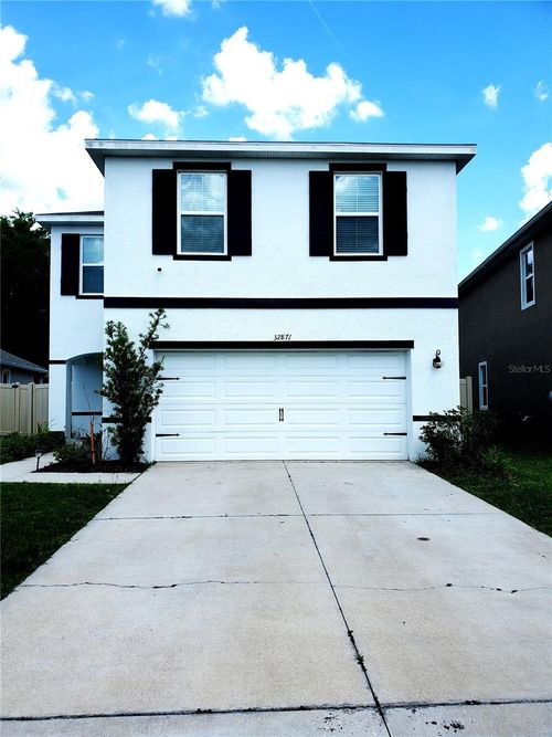 32871 Brooks Hawk Ln, WESLEY CHAPEL, FL, 33543-7264 | Card Image