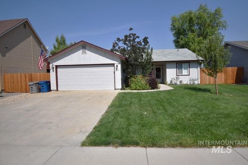 2604 Pebble Way, Nampa, ID, 83686-7976 | Card Image
