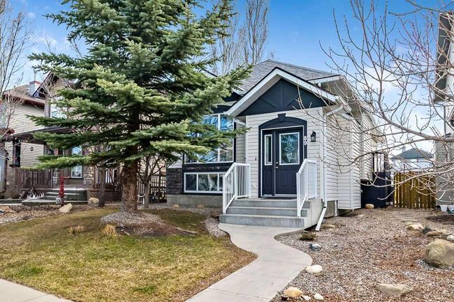 89 Crystal Shores Crescent, Home with 3 bedrooms, 2 bathrooms and 1 parking in Okotoks AB | Image 1