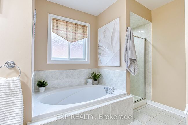 35 Stevenson St, House attached with 5 bedrooms, 3 bathrooms and 2 parking in Ancaster ON | Image 22