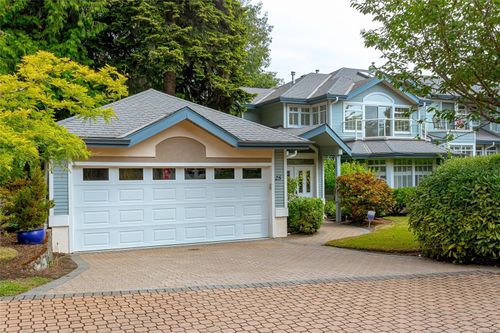 25-5187 Cordova Bay Rd, Saanich, BC, V8Y2K7 | Card Image