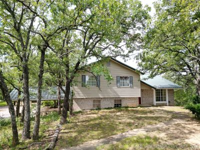 1005 Deer Creek Road, House other with 3 bedrooms, 2 bathrooms and null parking in Ardmore OK | Image 1