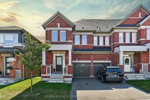 1124 Sepia Sq, Pickering, ON, L1X0H1 | Card Image