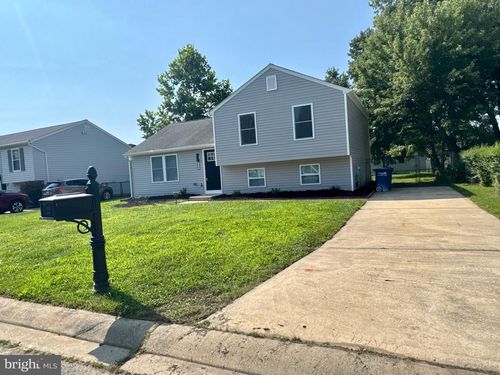 924 Cambridge Ave, ABERDEEN, MD, 21001-3570 | Card Image