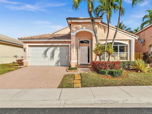 10327 Sw 16th St, Pembroke Pines, FL, 33025-4757 | Card Image