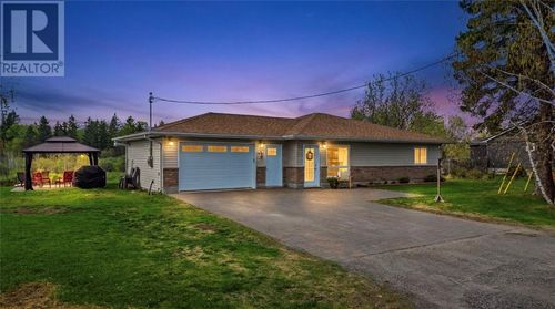 1678 Talon St, Val Therese, ON, P3P1S5 | Card Image