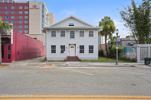 814 E New Haven Ave, MELBOURNE, FL, 32901-5433 | Card Image