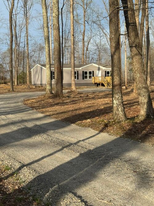 227 Hawk Branch Ln, Columbia, KY, 42728-6130 | Card Image