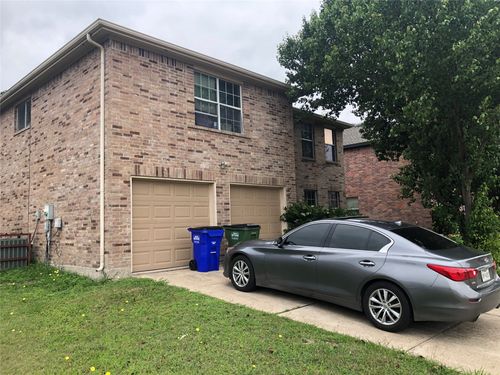4625 Bridlewood Ln, Balch Springs, TX, 75180-4345 | Card Image