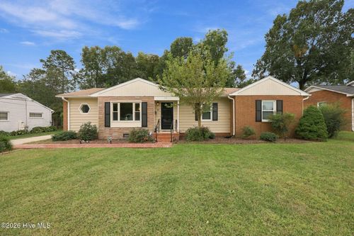 517 Pine St, Graham, NC, 27253-3230 | Card Image