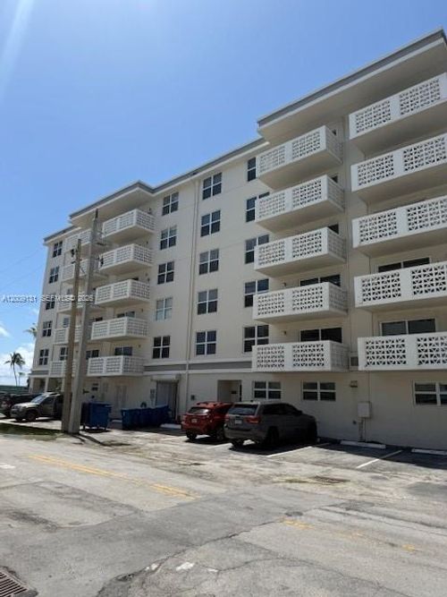 207-1901 S Ocean Dr, Hollywood, FL, 33019-2414 | Card Image