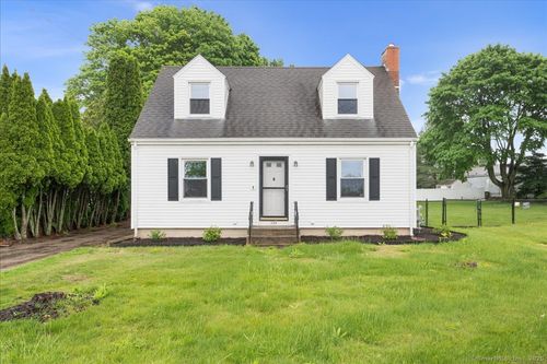 378 Eastern Point Rd, Groton, CT, 06340-5152 | Card Image