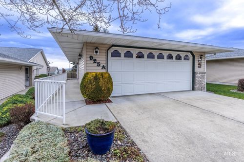 a-925 Hawthorne St, Lewiston, ID, 83501-4703 | Card Image