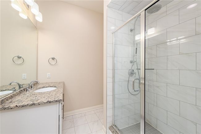 APT-518 - 301 5 Th Ave, Condo with 2 bedrooms, 2 bathrooms and 1 parking in Pittsburgh PA | Image 7