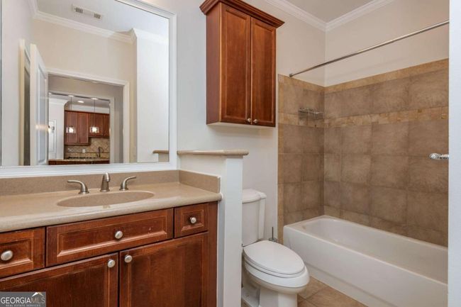 APT-1116 - 825 Highland Ln Ne, Condo with 2 bedrooms, 2 bathrooms and 1 parking in Atlanta GA | Image 24