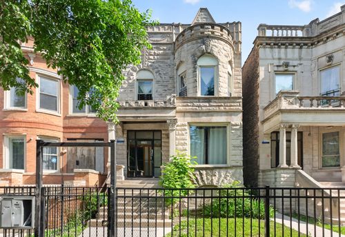3250 Douglas Blvd, CHICAGO, IL, 60623-1977 | Card Image