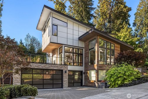12409 68th Ave Ne, Kirkland, WA, 98034-5706 | Card Image